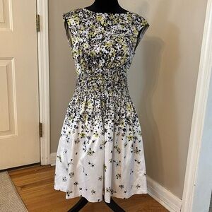 JESSICA SIMPSON MULTI-COLOR FLORAL PRINT SLEEVELESS GATHERED WAIST DRESS